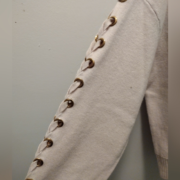 Elie Tahari Sweater - Picture 2 of 4